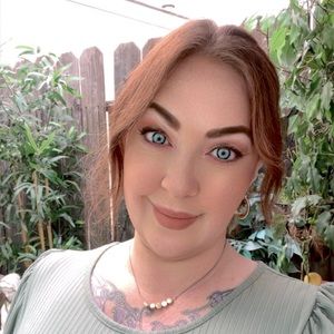 Meet your Posher, Alexandria